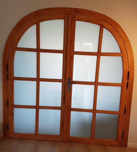 Porte cintrée sur mesure